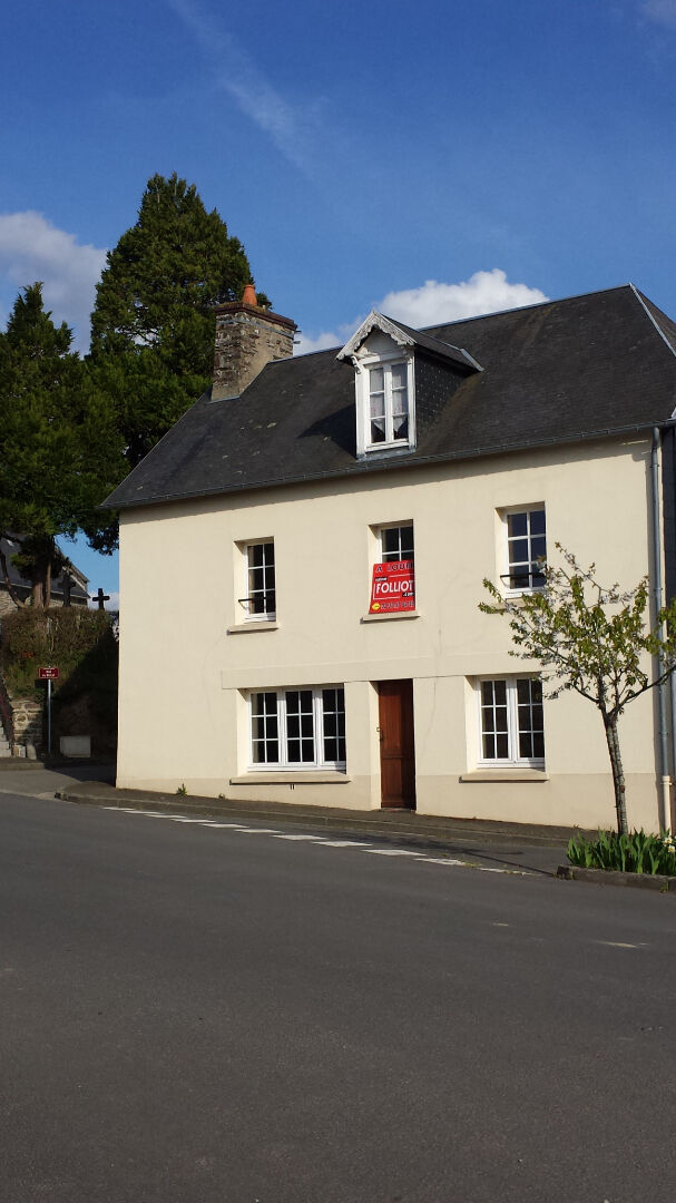 A LOUER Maison de bourg jumelée 50420 Le Mesnil Raoult 2 chambres 87 m²
