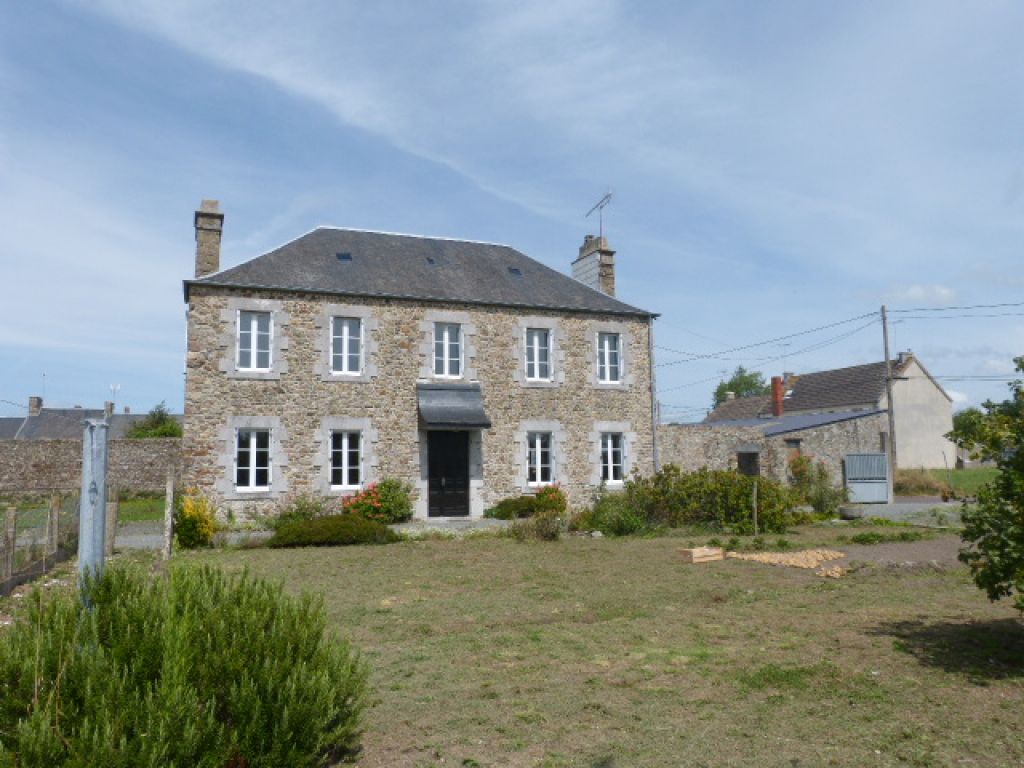 Maison à Vendre à Gouville Sur Mer Chez Les Notaires