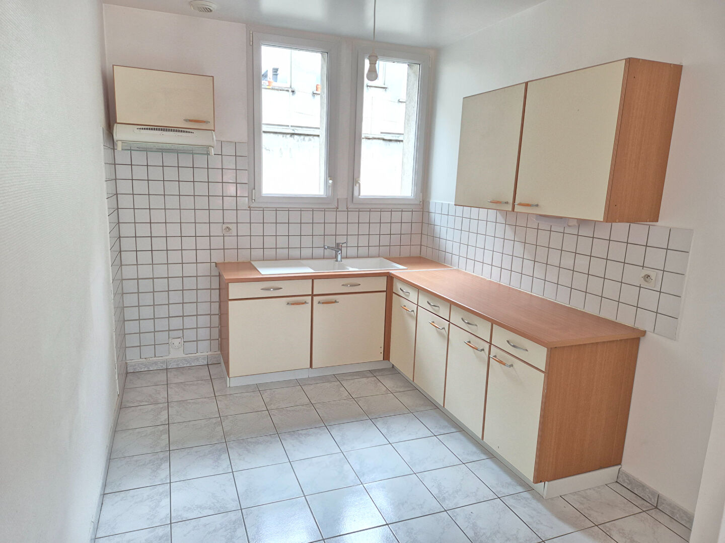 Photo A LOUER  bel appartement en duplex 50000 Saint-lo centre ville 5 pièce(s) 96 m2 image 2/6