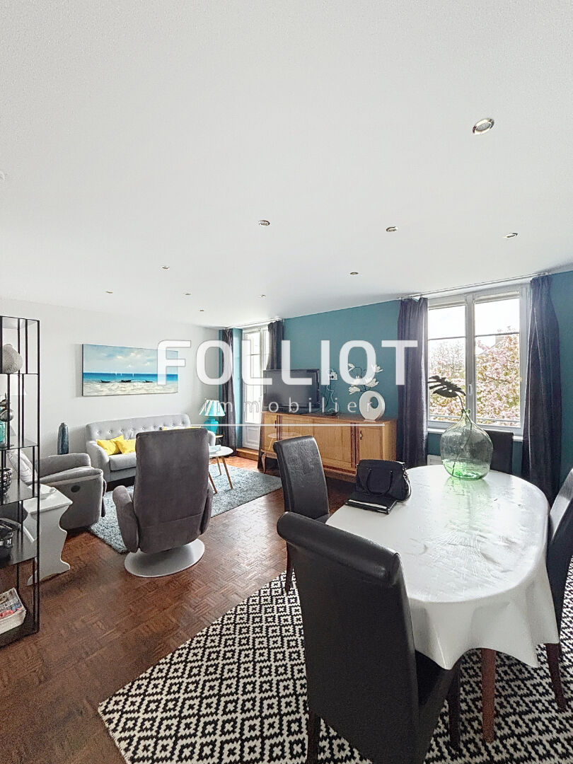 Photo A LOUER - Appartement Centre-ville Coutances Meublé - 3 pièce(s) 65.5 m2 image 3/6
