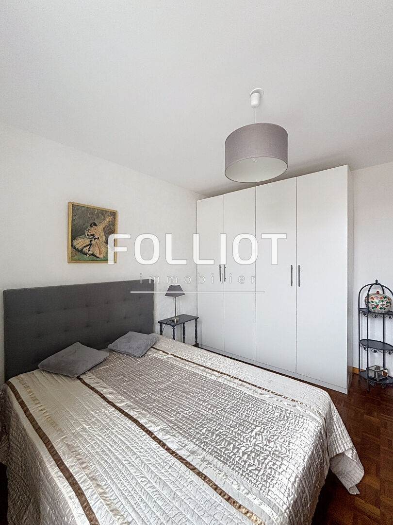 Photo A LOUER - Appartement Centre-ville Coutances Meublé - 3 pièce(s) 65.5 m2 image 6/6