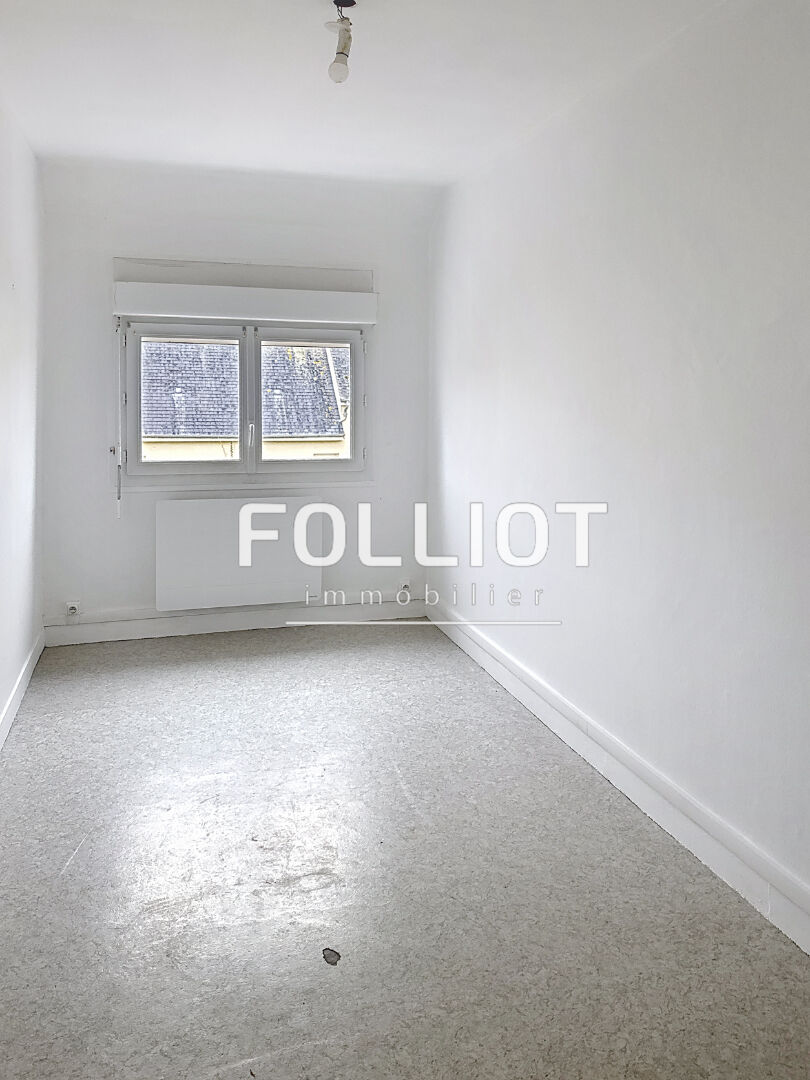 A LOUER - Appartement F4 - 67.47m² - 50500
