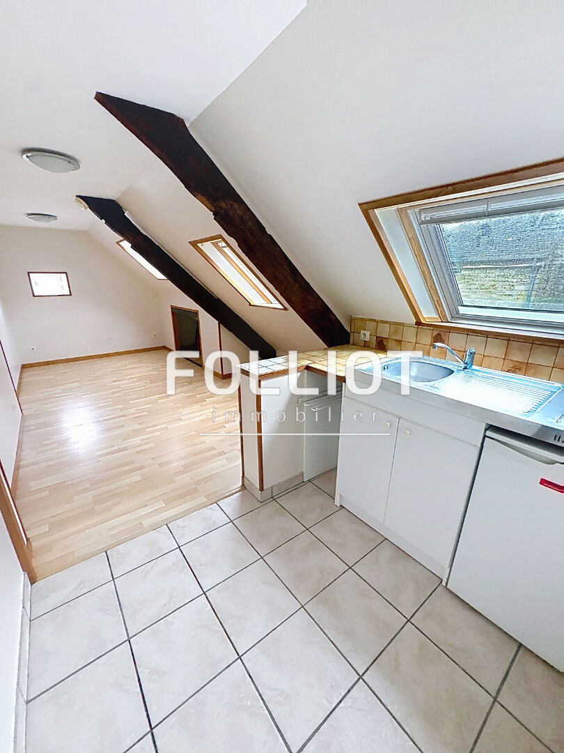 Photo LOCATION : appartement T1 (15 m²) à CARENTAN LES MARAIS image 1/1