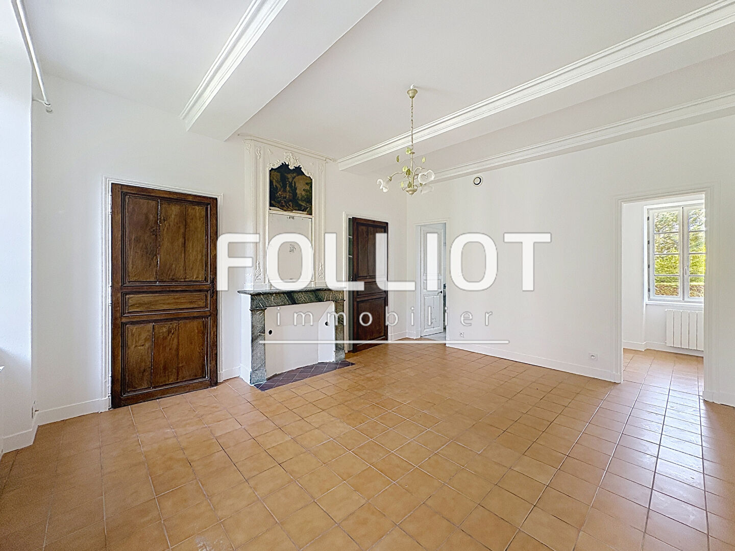 Agence immobilière de 
 CABINET FOLLIOT - Cabinet FOLLIOT - BAYEUX 
