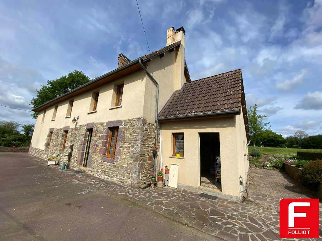 A vendre, Maison en pierre et masse à St Samson de Bonfossé