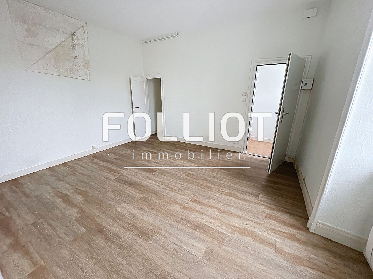 Photo A VENDRE CARENTAN LES MARAIS 50500 : INVESTISSEURS, immeuble de rapport entier image 4/6