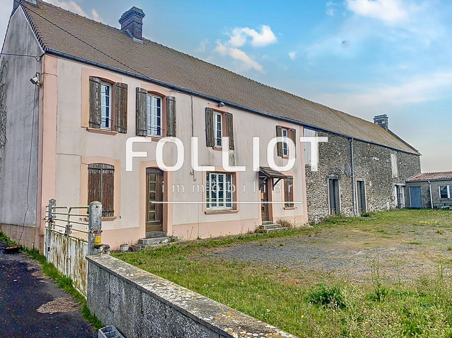 Photo Ancienne ferme et ses dépendances à vendre proche Thury Harcourt image 1/6