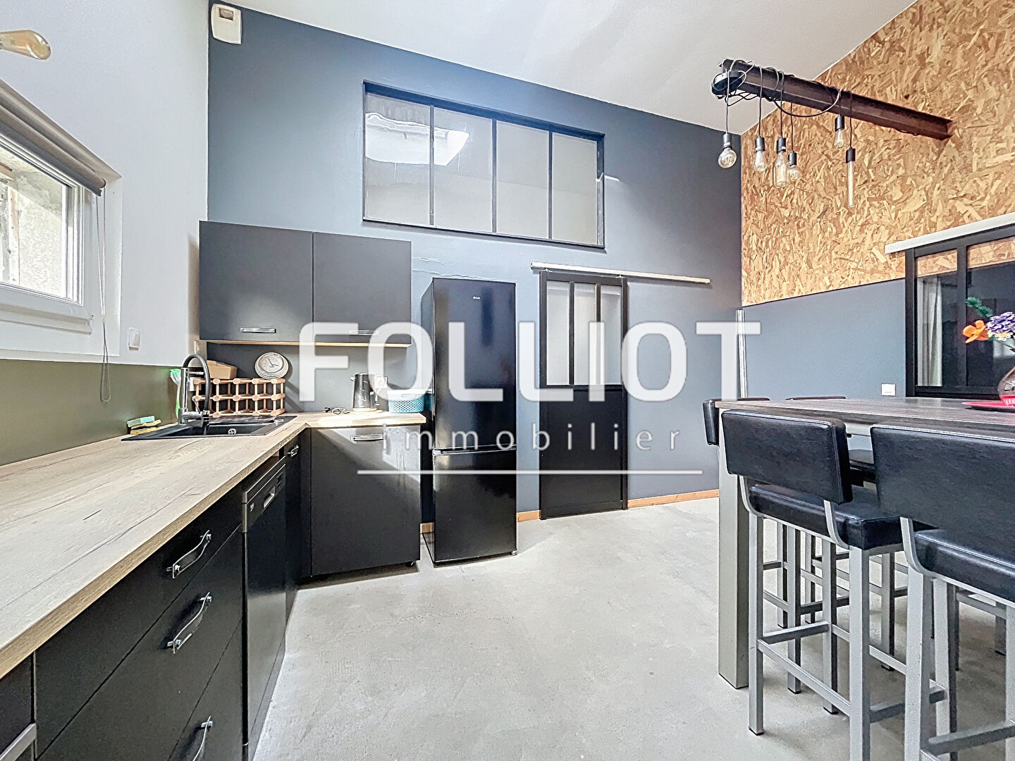 Photo Maison à vendre à Saint Pair sur Mer - Référence 11805RC image 3/6