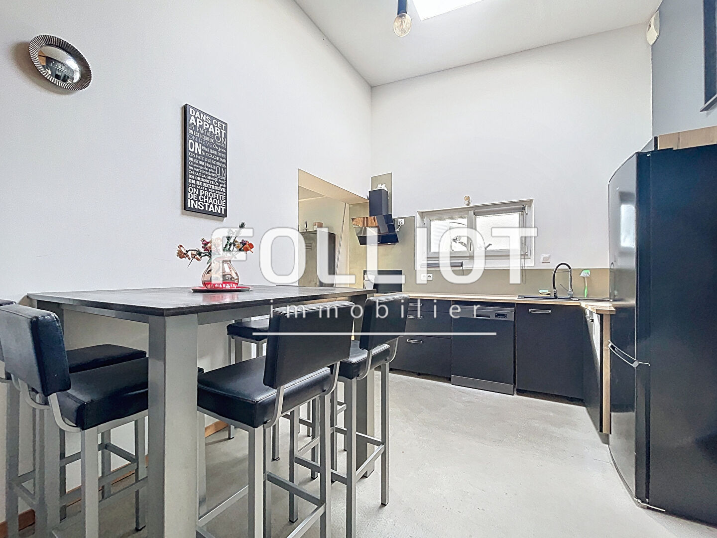 Photo Maison à vendre à Saint Pair sur Mer - Référence 11805RC image 4/6