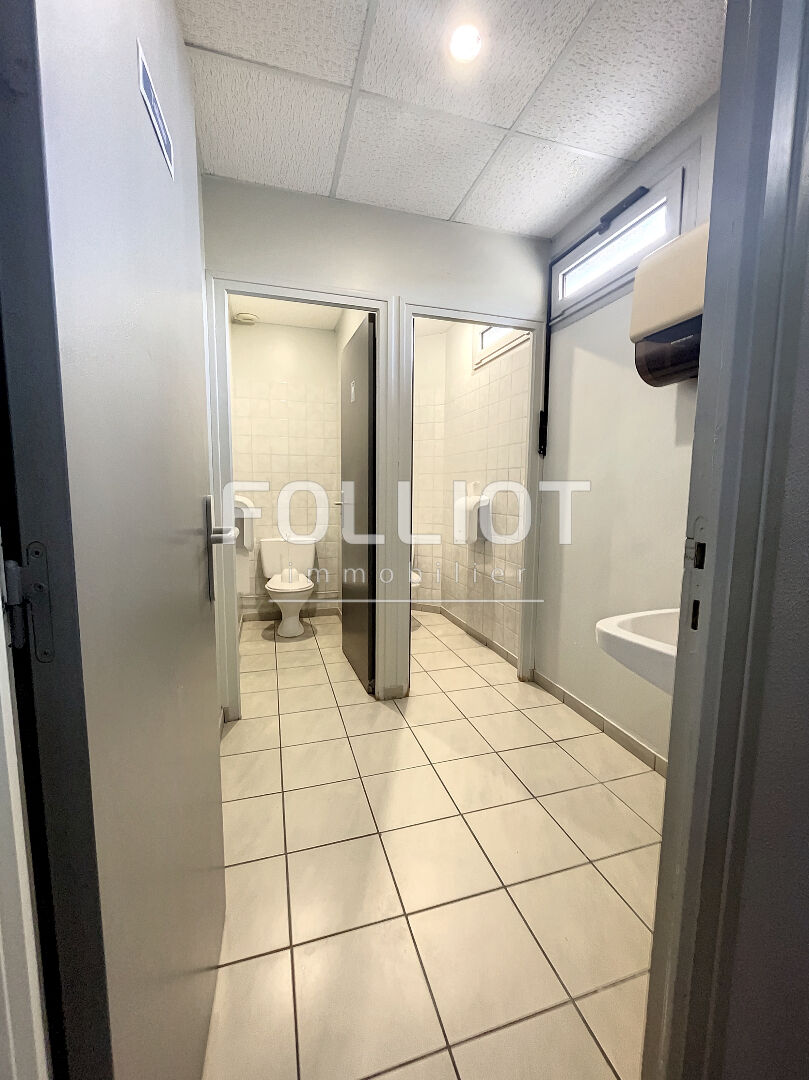 Photo Bureaux 500 m² Saint-lo image 5/6