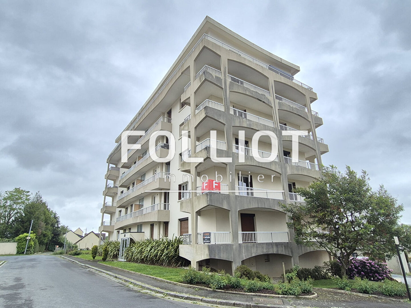 Agence immobilière de CABINET FOLLIOT - SAINT LÔ