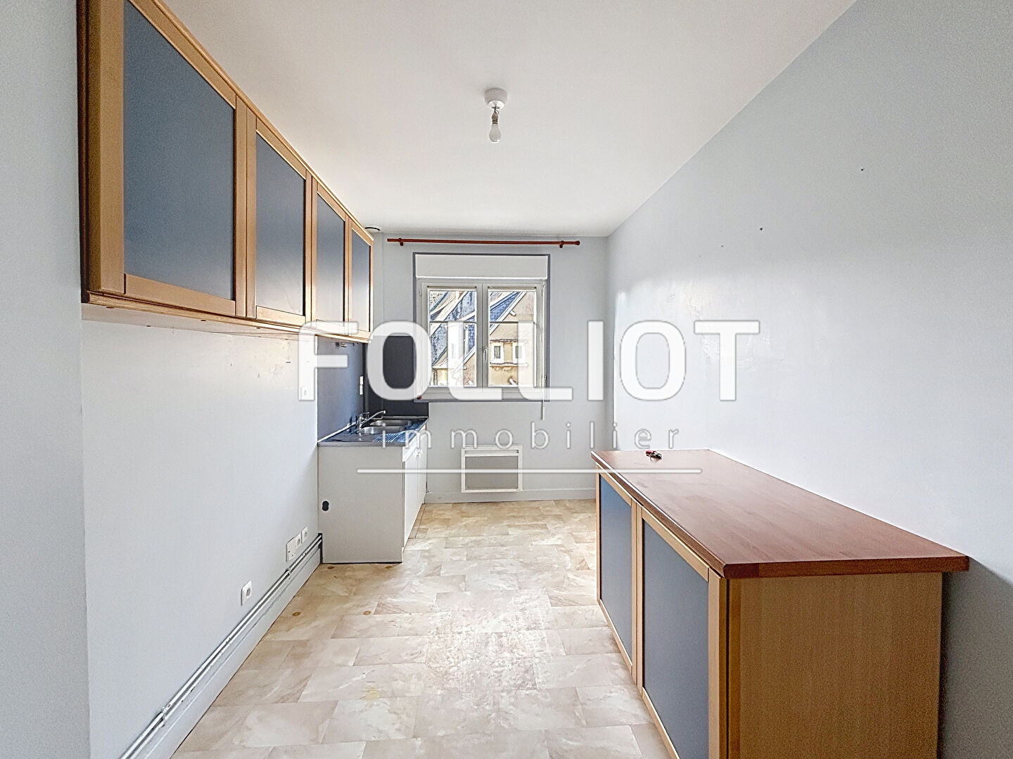 Photo A LOUER APPARTEMENT 2 pièces, centre-ville Périers, 50190 image 3/6