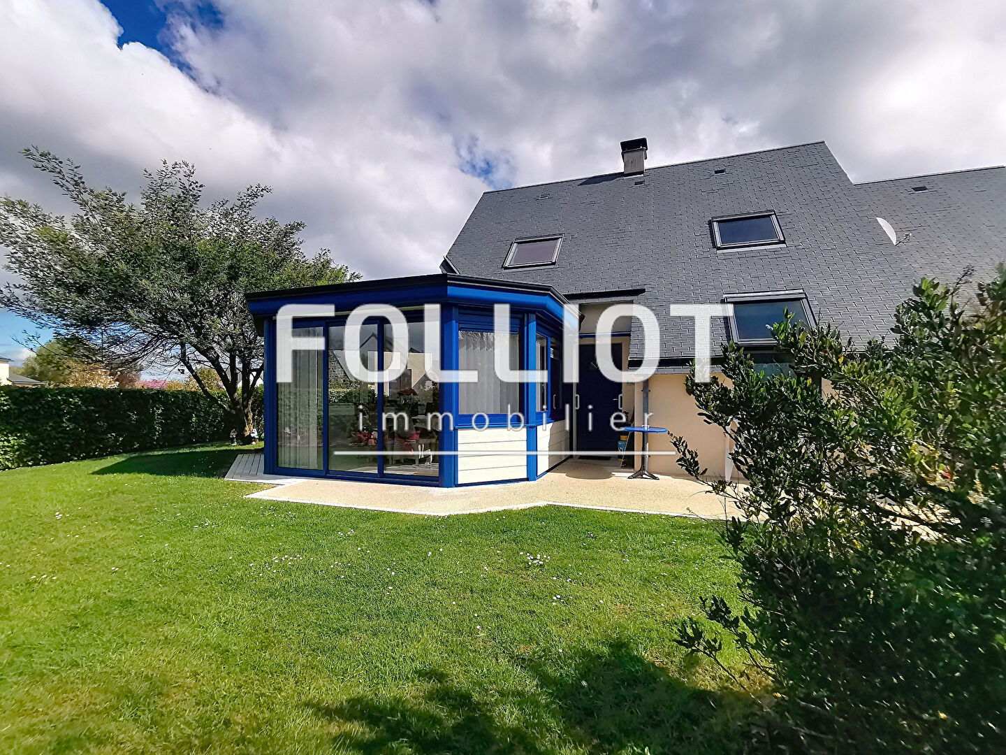 Photo Maison spacieuse à vendre à Jullouville - image 1/6