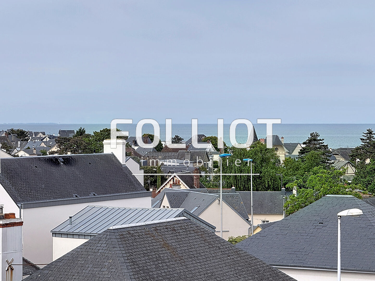 Agence immobilière de CABINET FOLLIOT - BREHAL