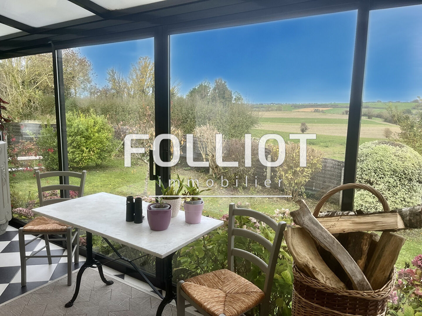 Photo Vente : maison T6 à REGNEVILLE SUR MER image 2/6