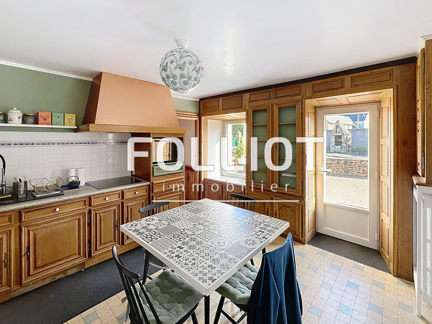 Photo Maison Saint Sauveur Villages 7 pièce(s) 187 m2 A VENDRE 50490 maison rénovée image 2/6