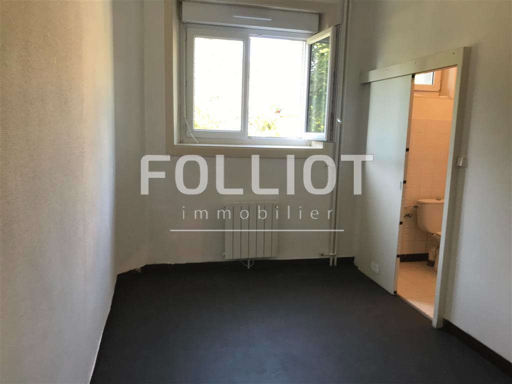 Photo A LOUER : Appartement RDC - 2 Pièces Fougeres image 4/4