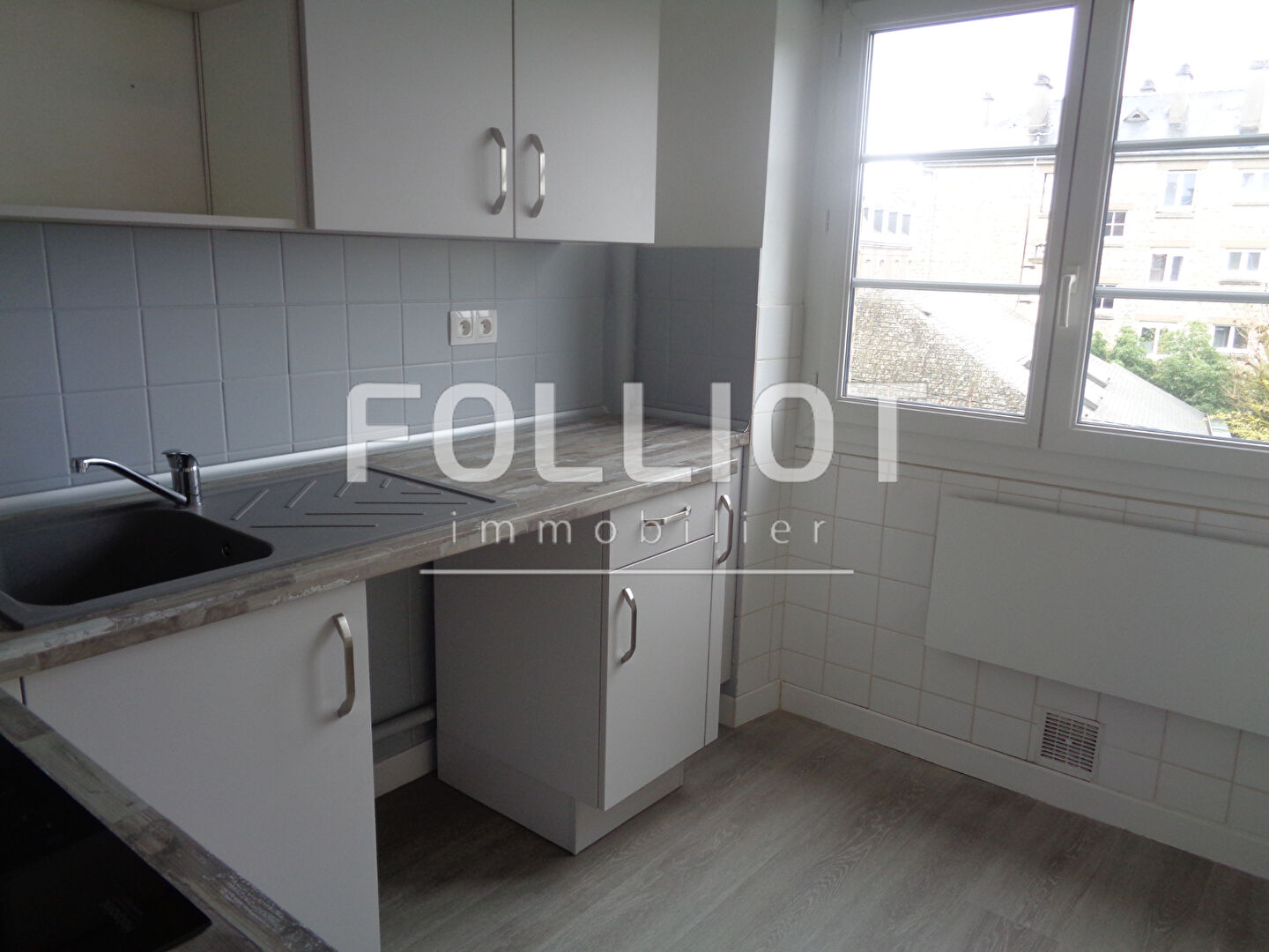 Photo Appartement 2 Pièces Fougeres image 2/6