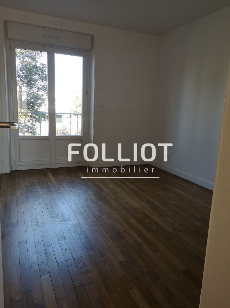 Photo A louer :  Quartier forum appartement 3 pièces image 3/6