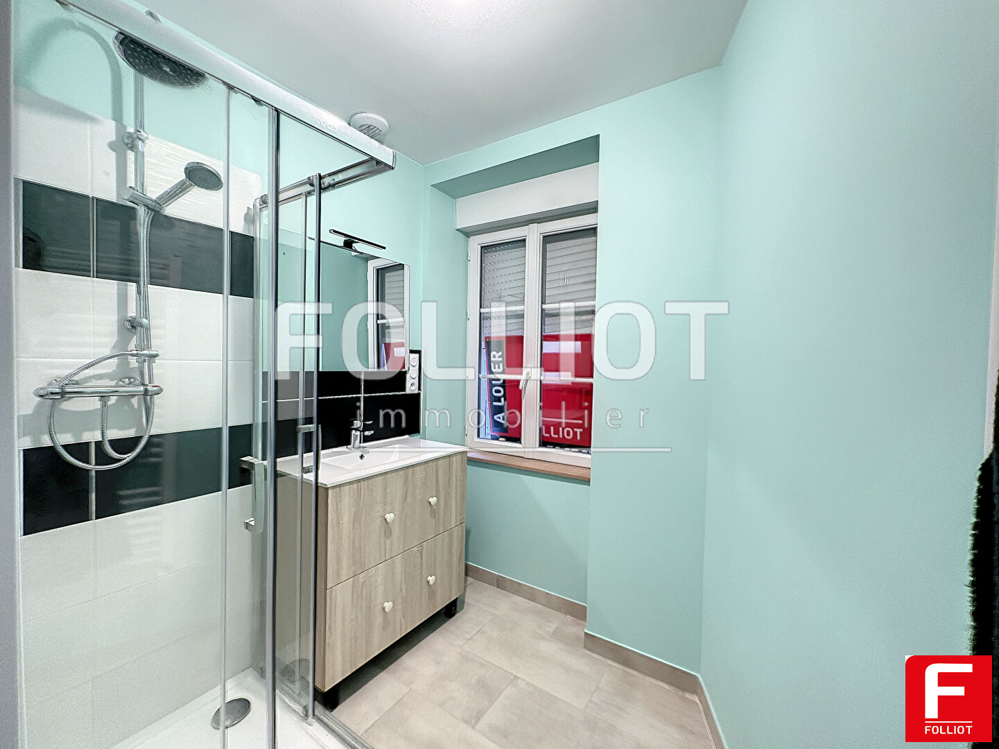 Photo LOCATION : maison F3 refaite à neuf (83 m²) à DUCEY LES CHERIS image 6/6