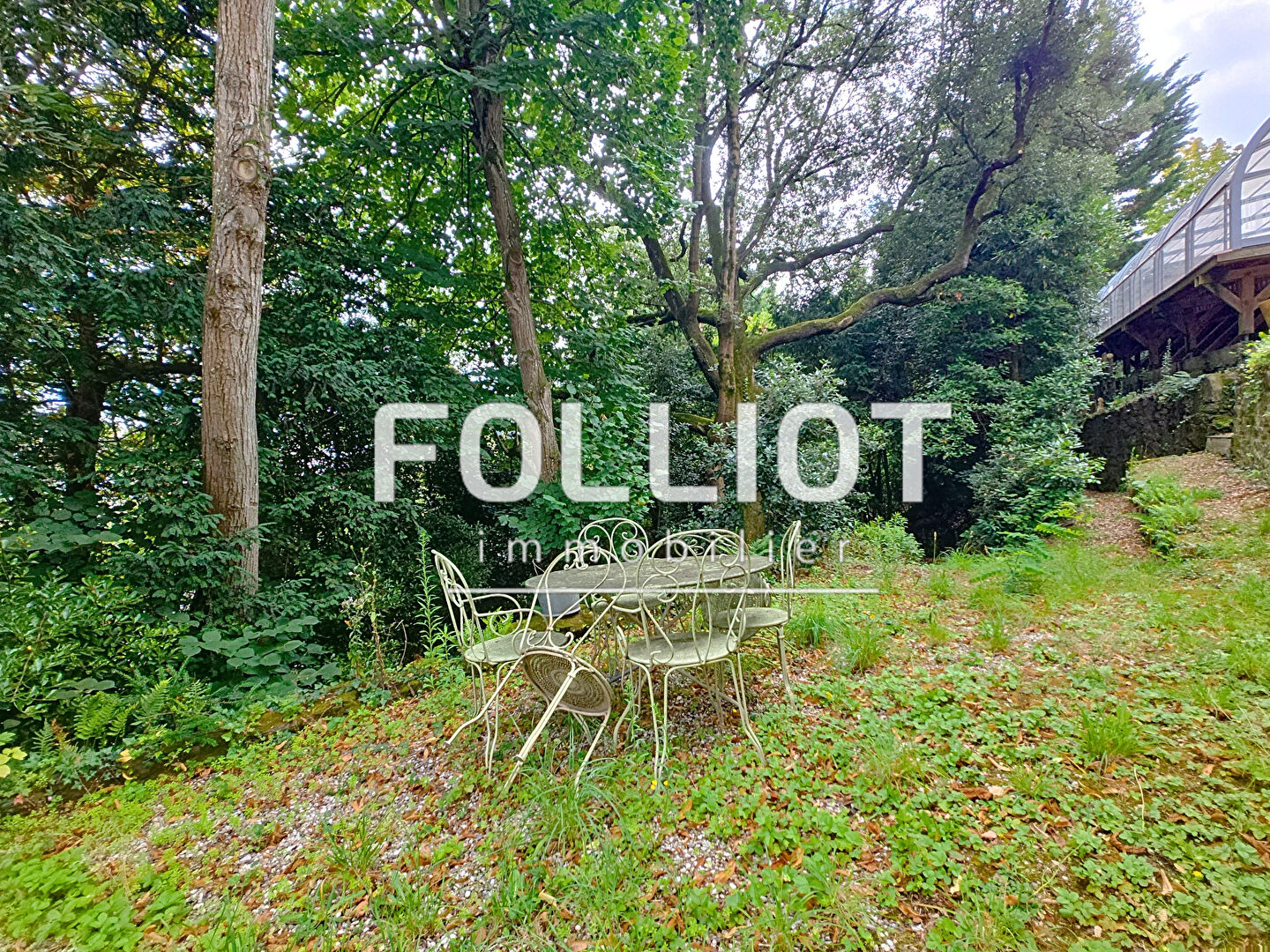 Agence immobilière de CABINET FOLLIOT - BREHAL