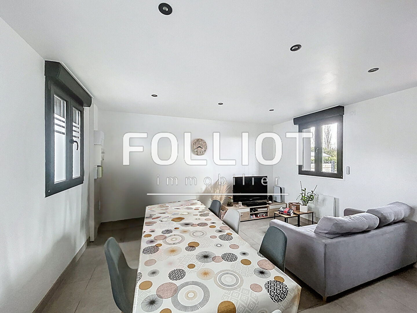 Agence immobilière de 
 CABINET FOLLIOT - Cabinet Folliot - Agence d'Avranches 
