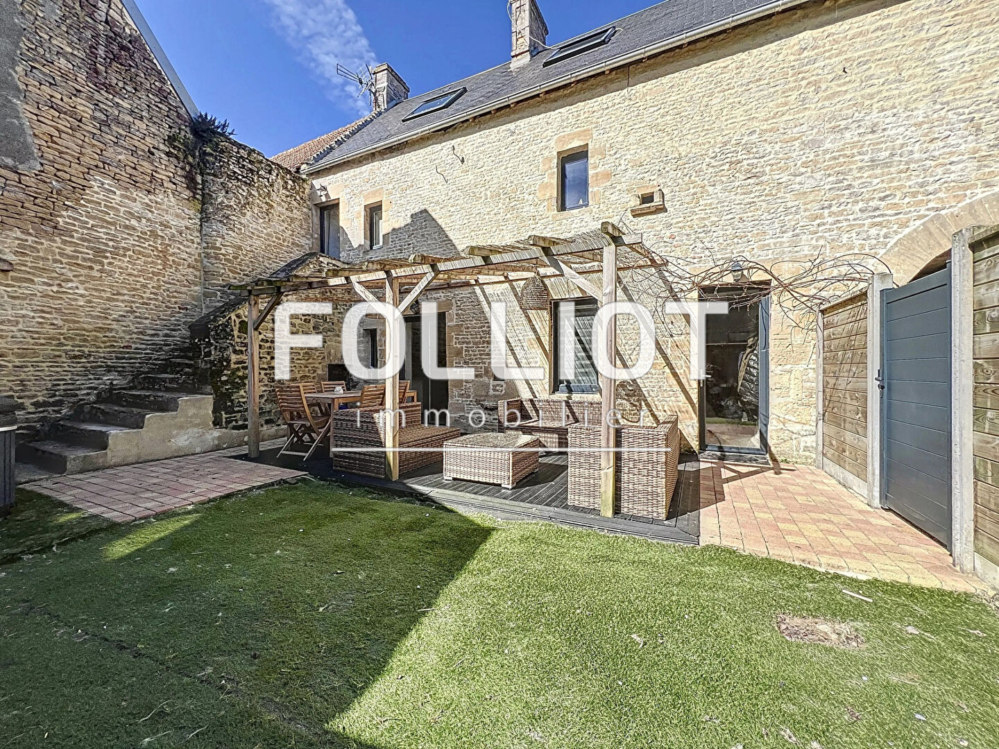 Agence immobilière de Cabinet Folliot - Ste Honorine du Fay
