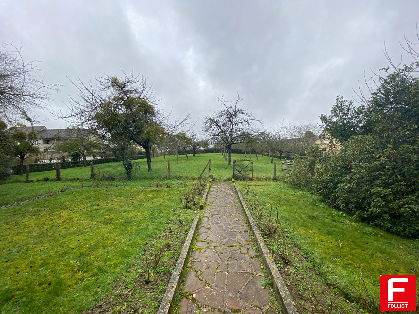 Photo A vendre, terrain à bâtir 250 m² situé à 350 m de L'institut St-Lô-Agneaux LOT 5 image 4/5