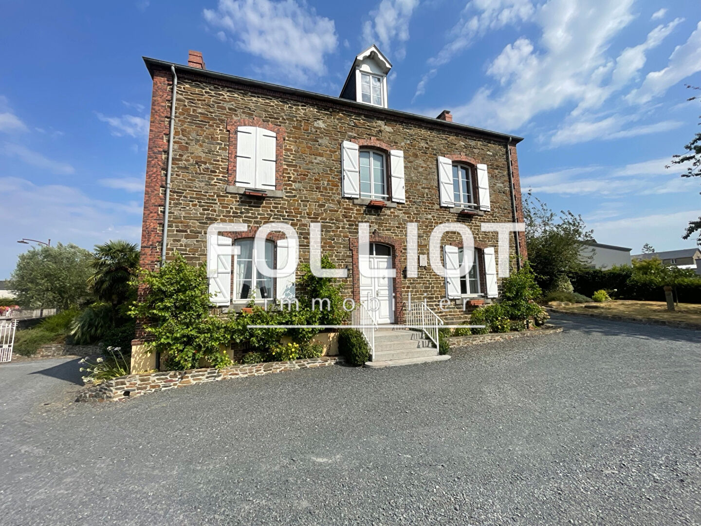 Agence immobilière de CABINET FOLLIOT - TORIGNI SUR VIRE