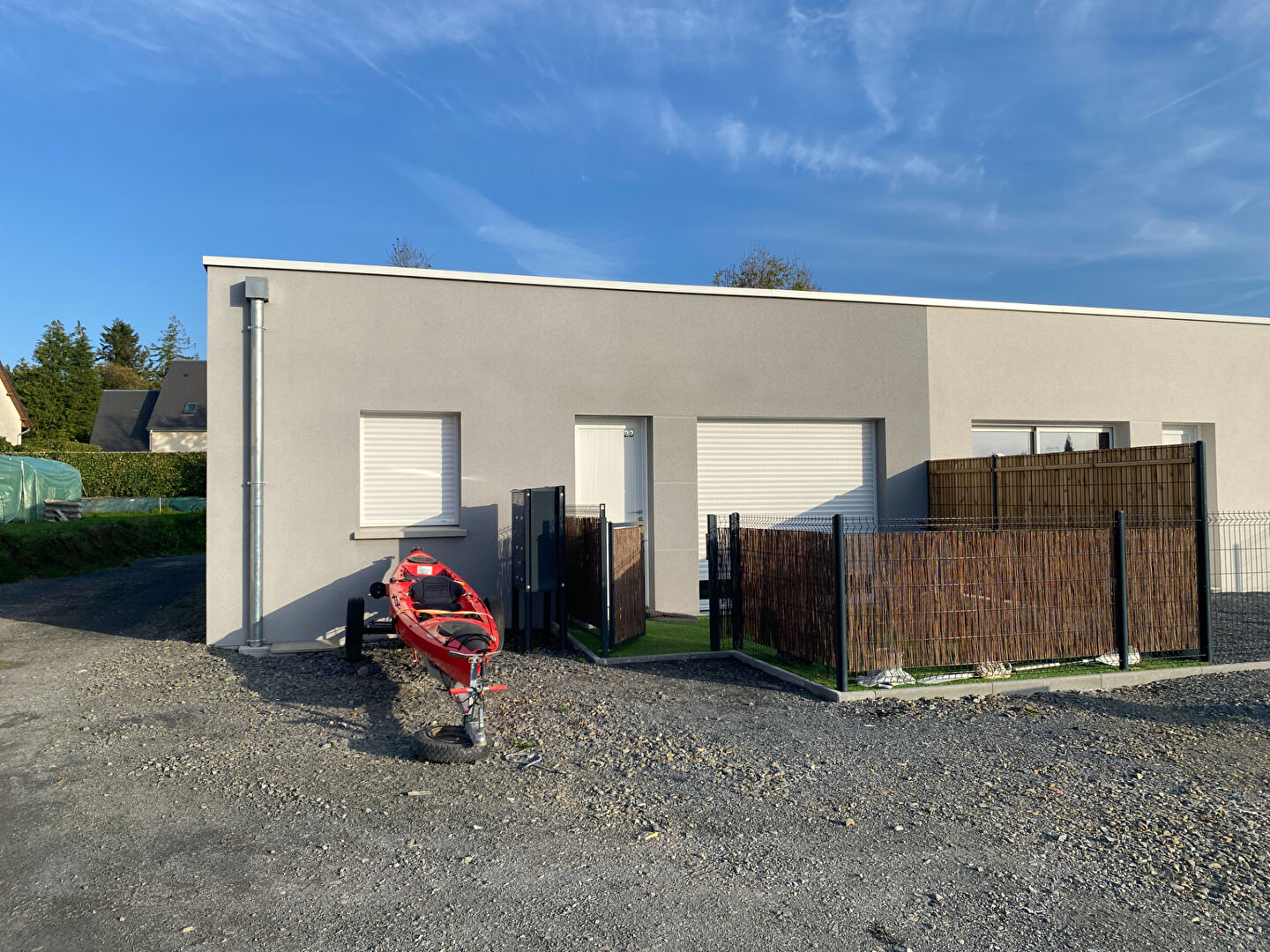 Photo Maison neuve PMR de plain-pied, mitoyenne, avec jardinet à vendre loué 500 image 3/6