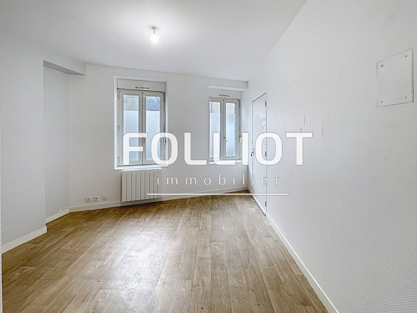 GRANVILLE (50400) - APPARTEMENT 25 M²  AVEC COUR