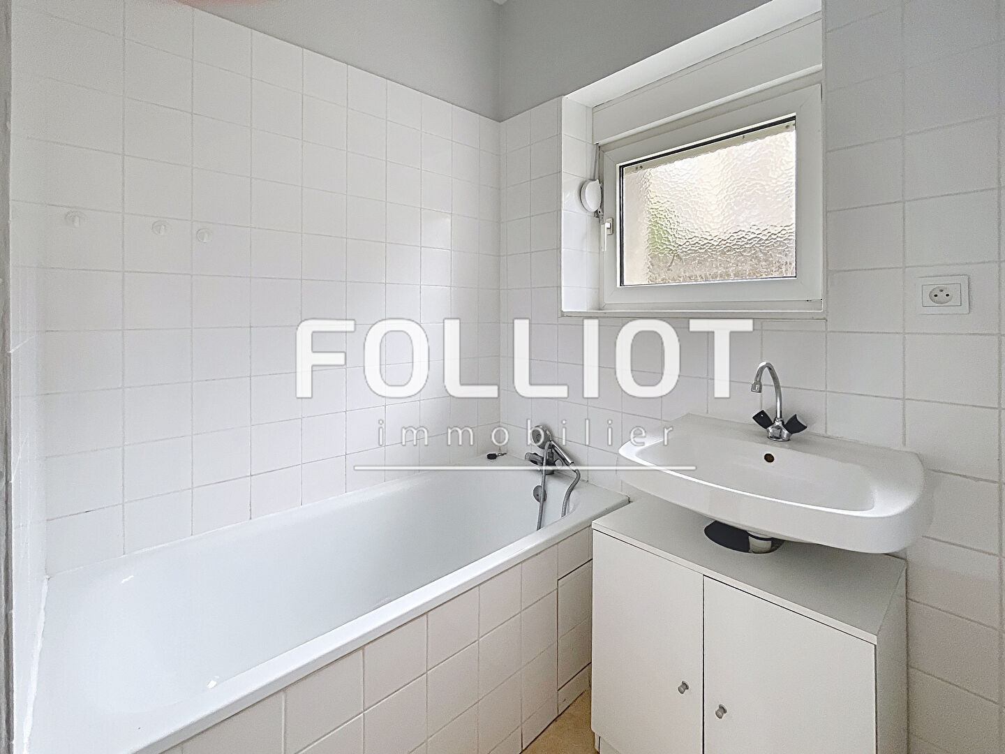 Photo GRANVILLE (50400) - APPARTEMENT 25 M²  AVEC COUR image 4/6