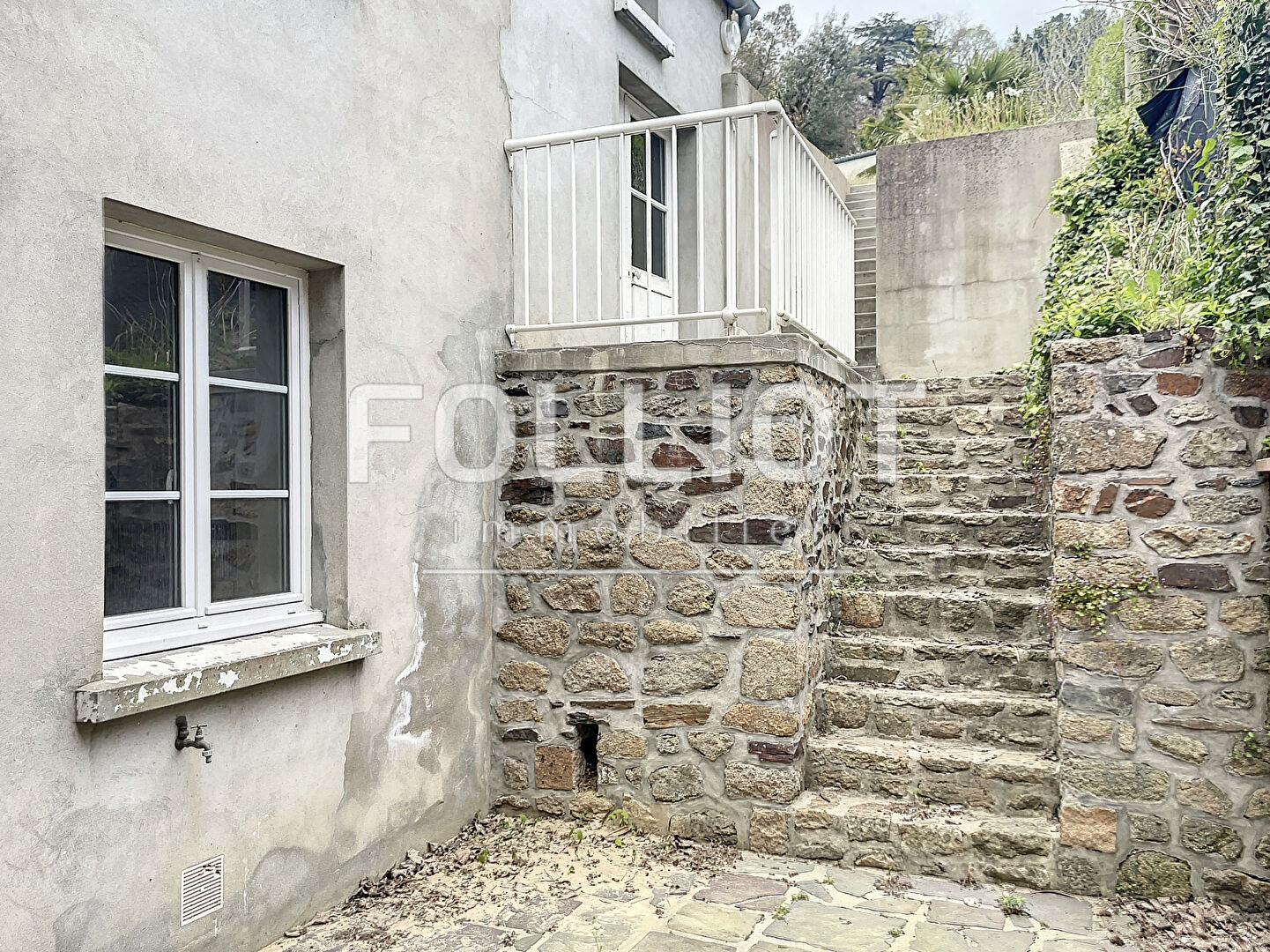 A VENDRE SAINT JEAN LE THOMAS : maison F5 JARDIN GARAGE
