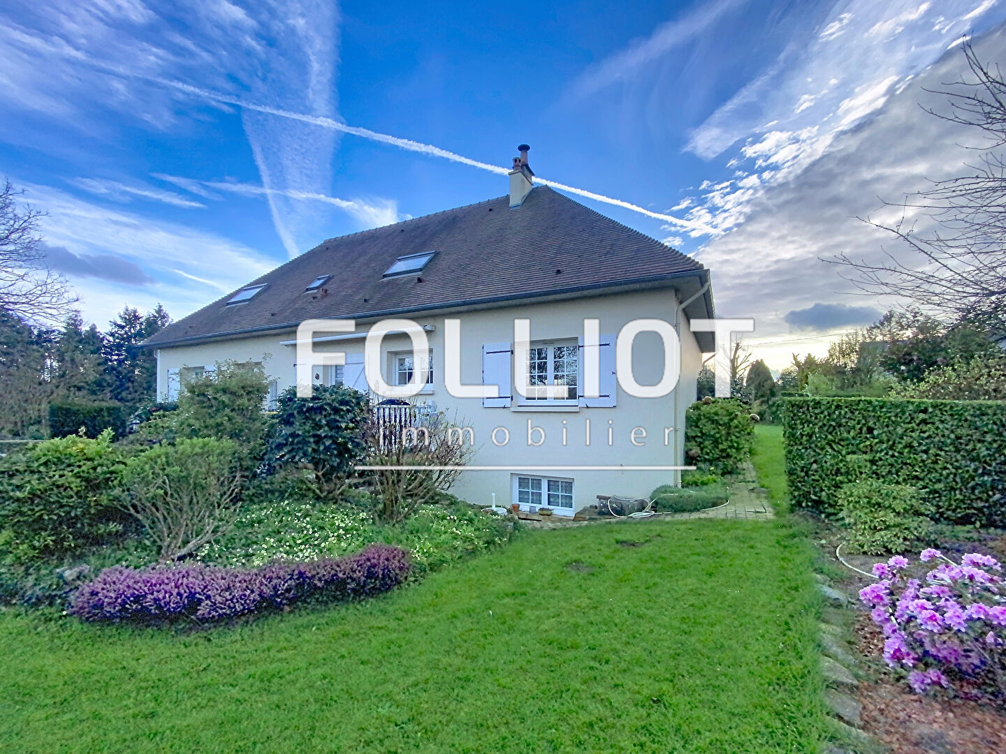 Agence immobilière de 
 CABINET FOLLIOT - Cabinet FOLLIOT - Thury-Harcourt 
