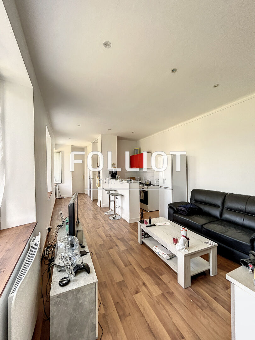 A LOUER - Appartement Folligny 3 pièce(s) 46.23m2