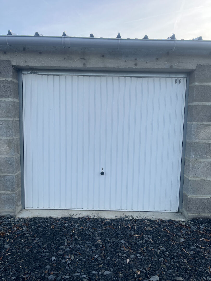 Photo Parking / box 14330 Sainte Marguerite d'Elle 16.50 m2 image 4/5