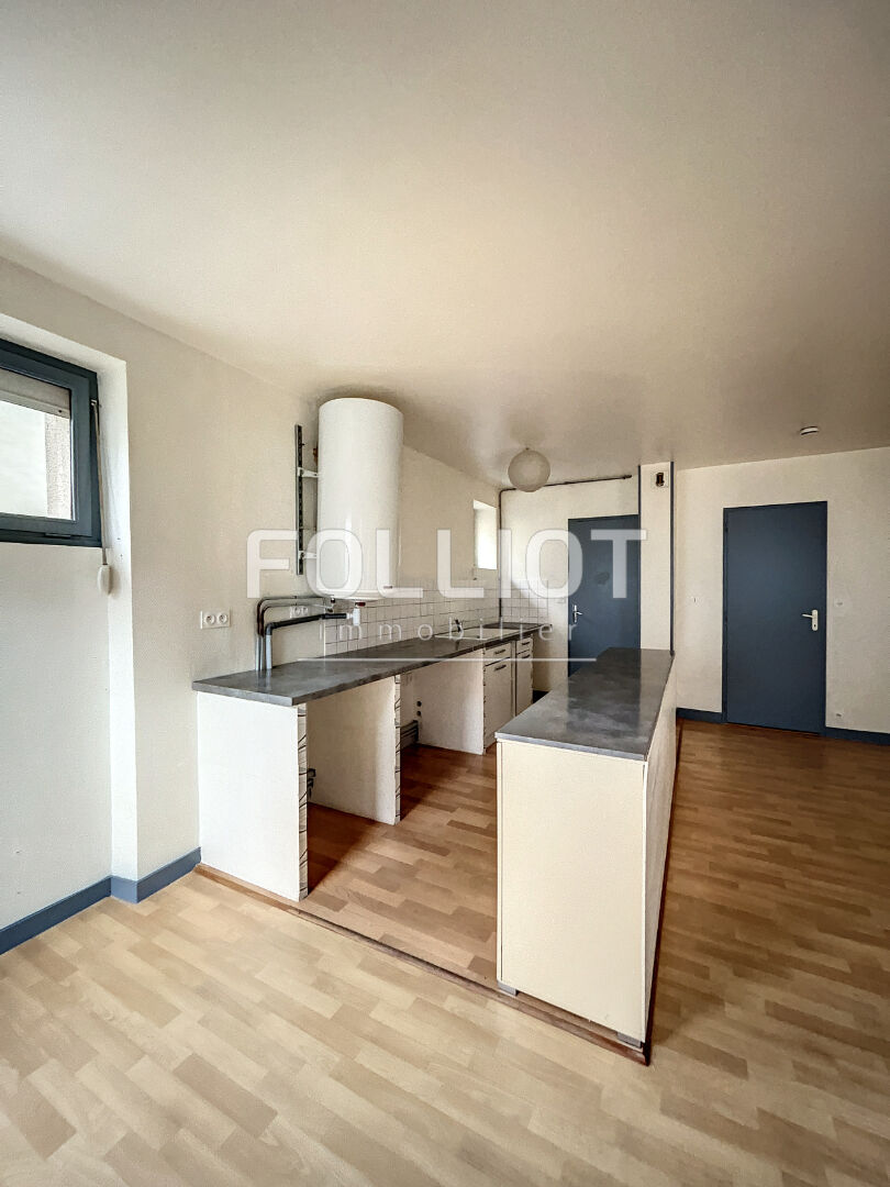 A LOUER Appartement Granville 2 pièce(s) 48.10 m2
