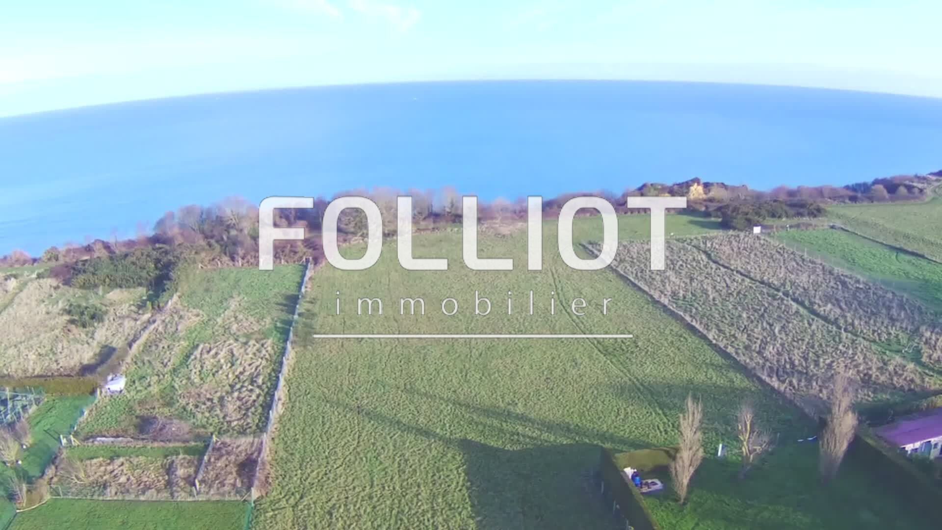 VUE MER Terrain constructible sur la commune de Commes 4500 m2