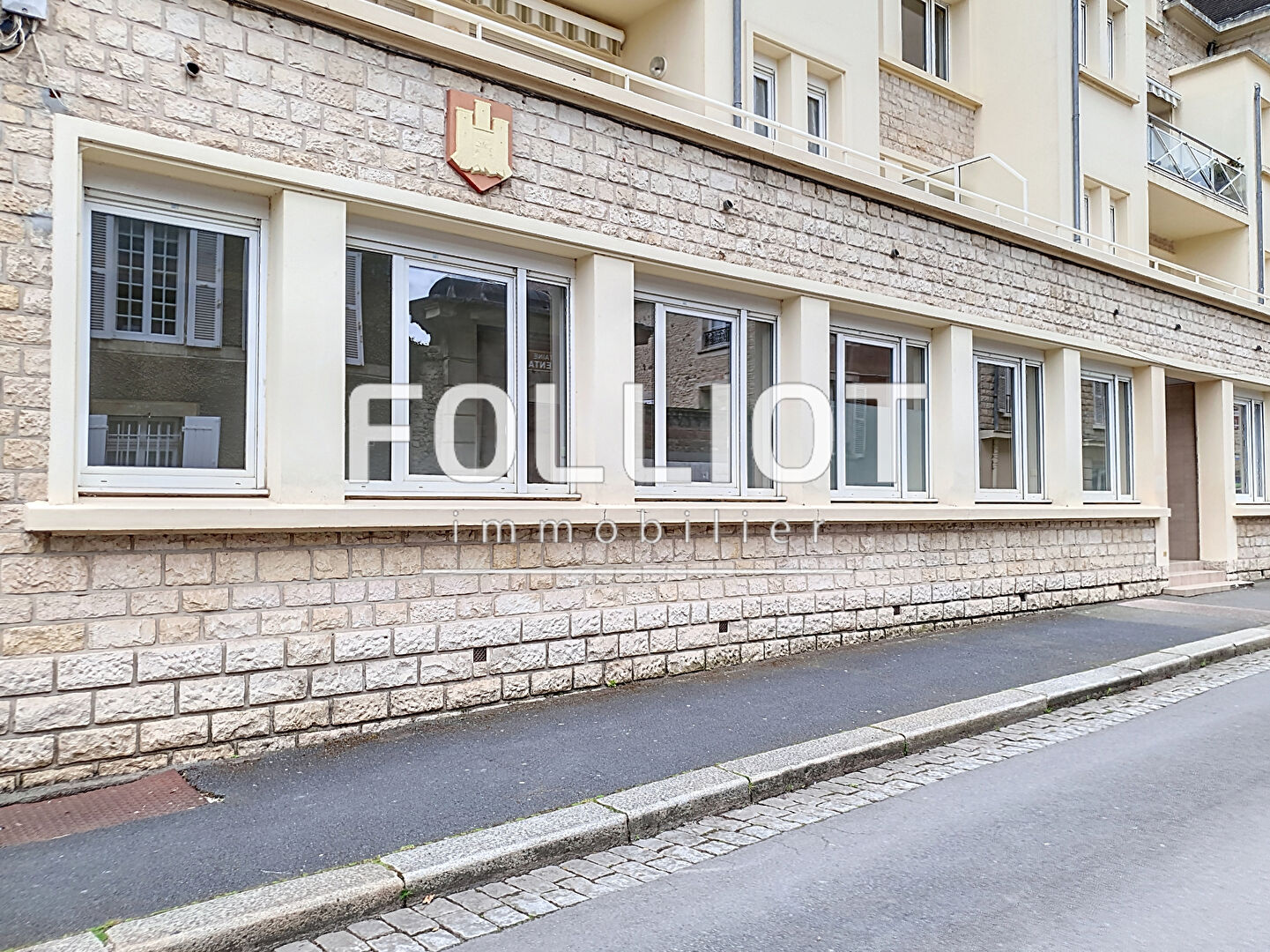 Agence immobilière de 
 CABINET FOLLIOT - Cabinet FOLLIOT - Thury-Harcourt 
