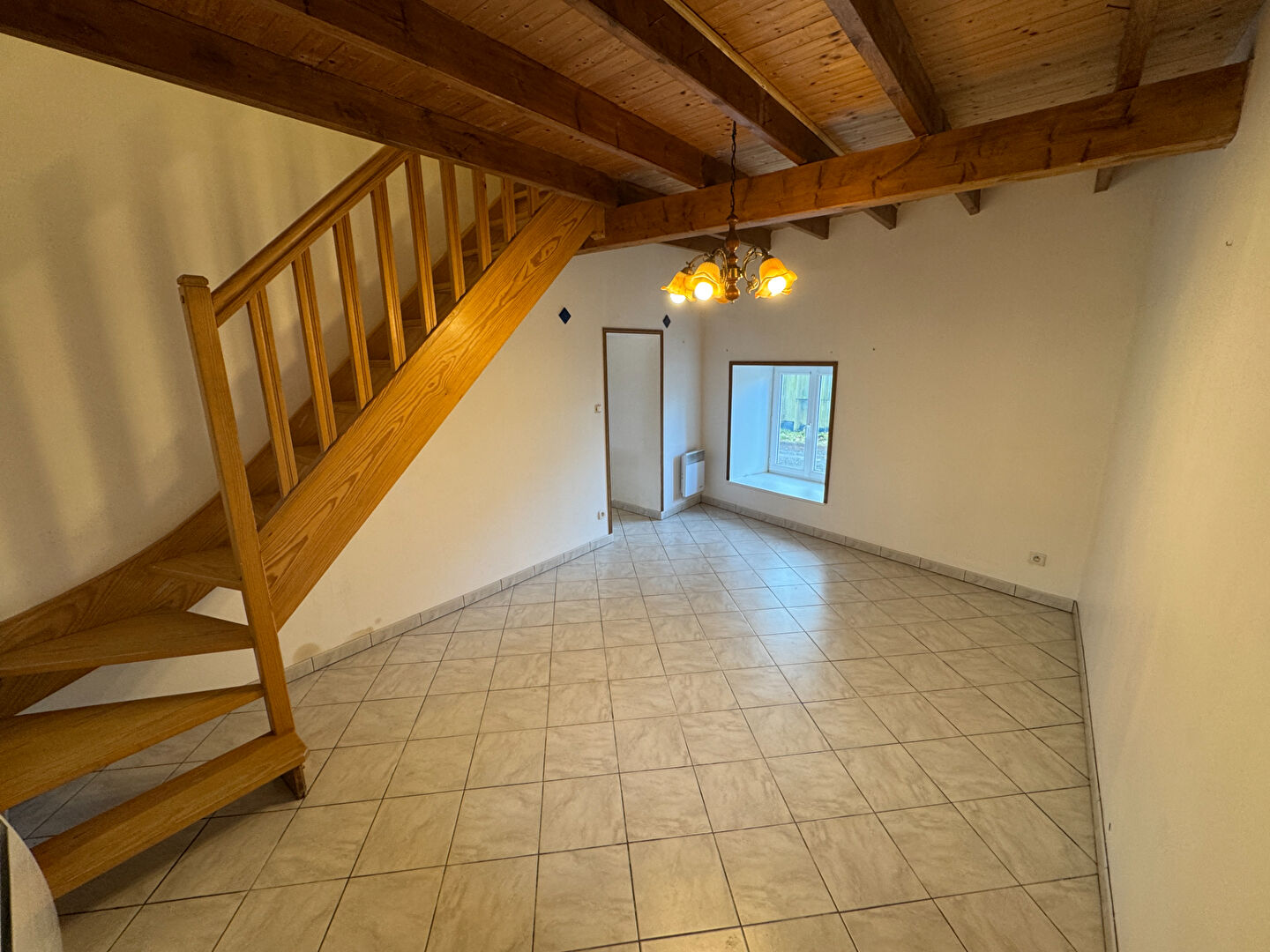 Photo Maison à vendre à Carantilly image 4/6