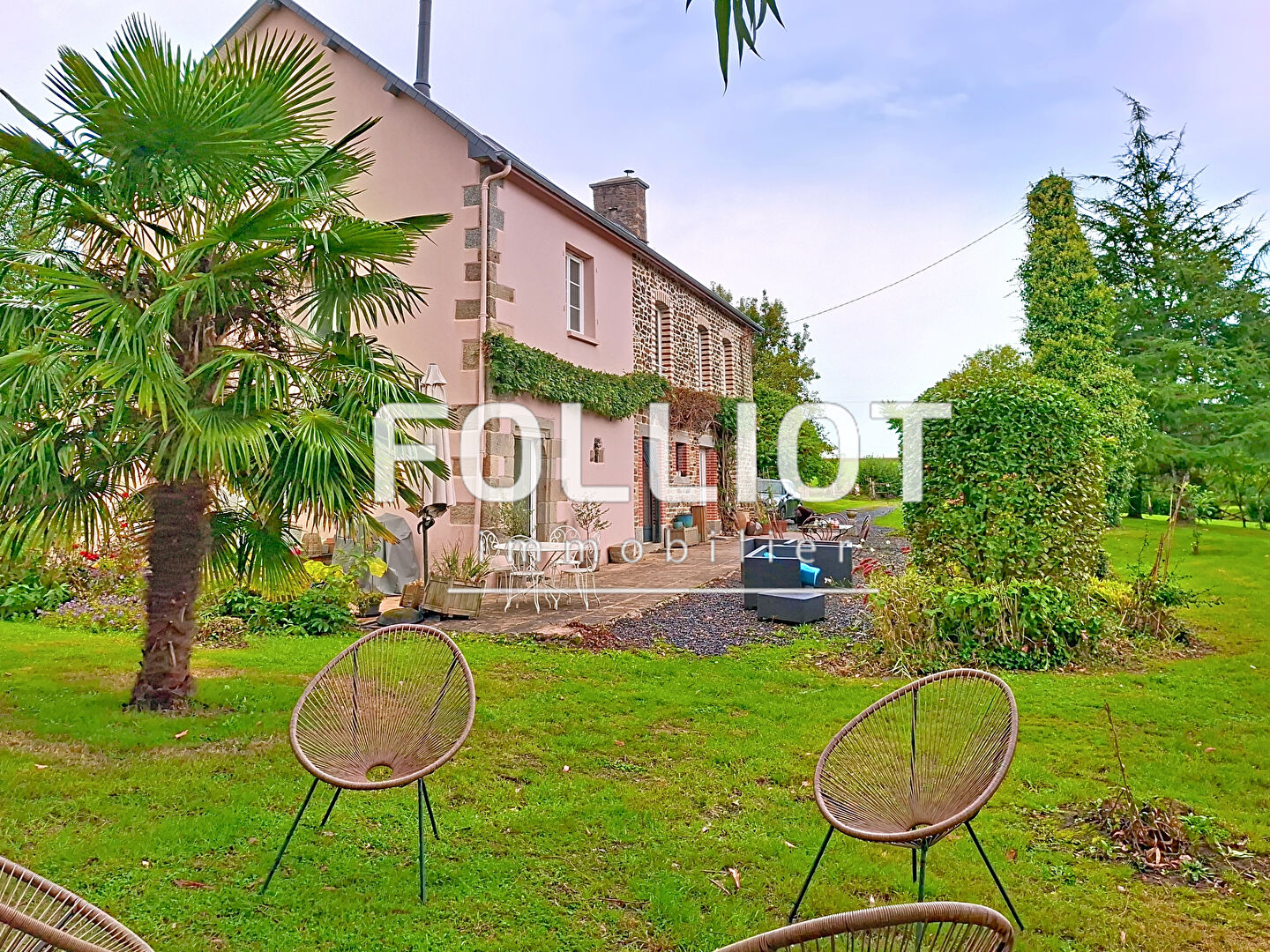 Agence immobilière de CABINET FOLLIOT - VILLEDIEU LES POELES