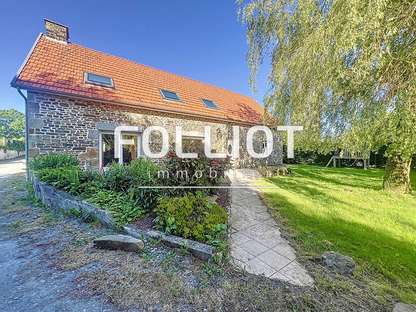 Agence immobilière de CABINET FOLLIOT - BREHAL