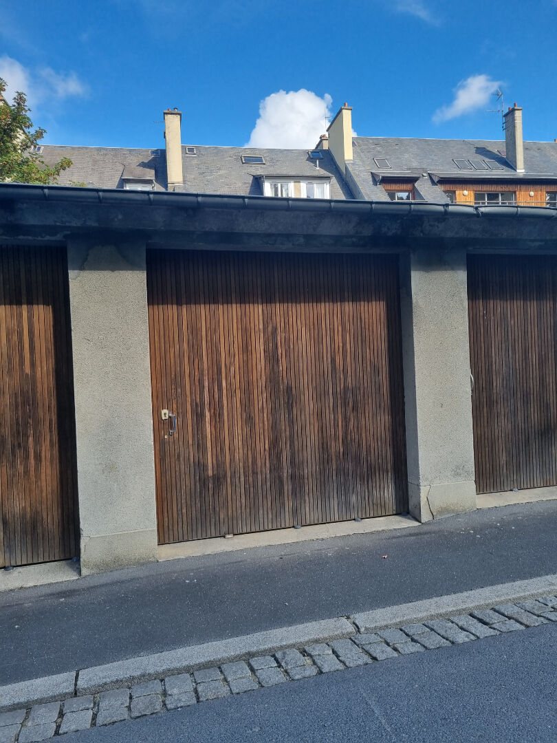 A LOUER Parking / box 50000 Saint-Lô