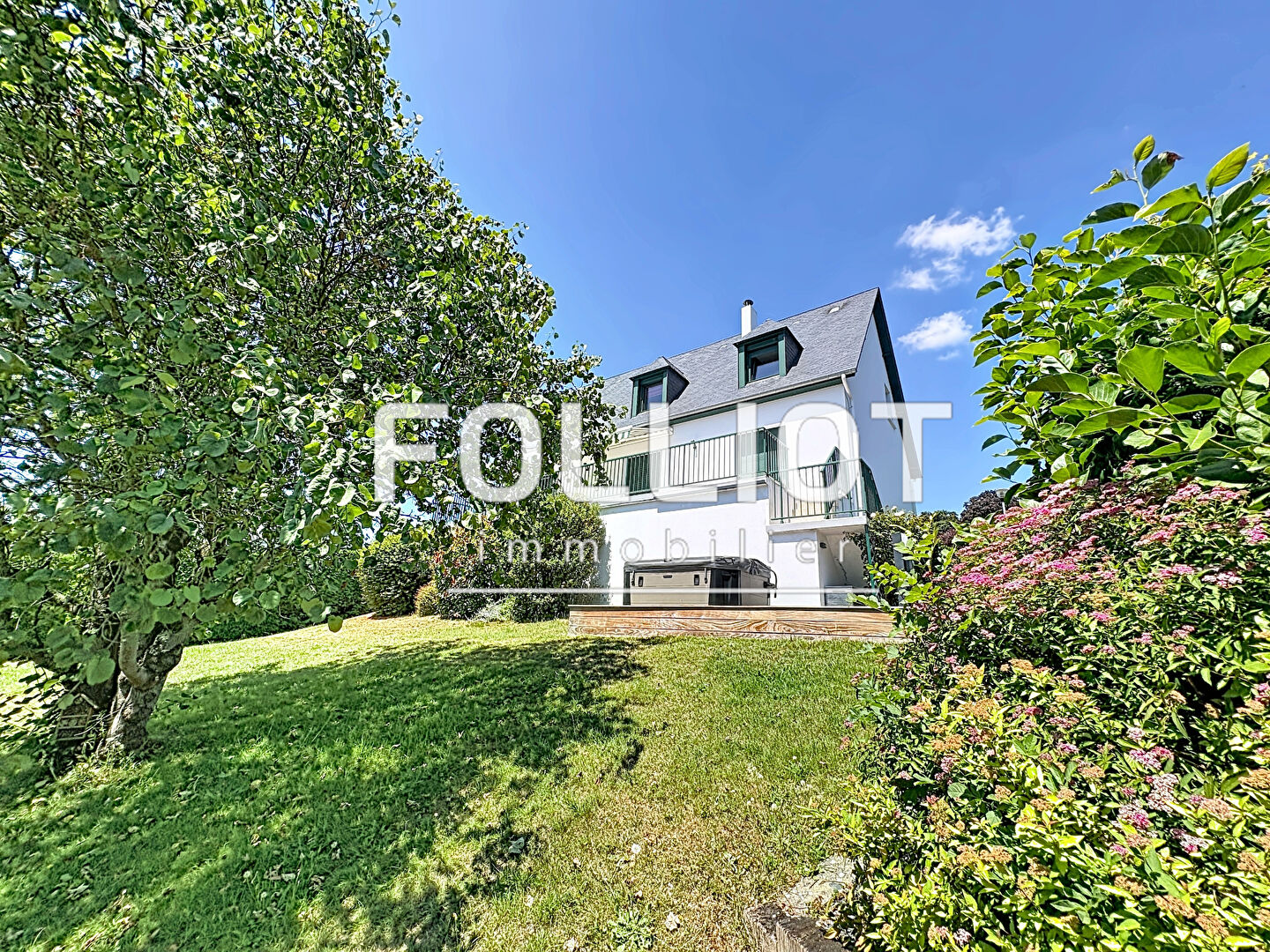 Agence immobilière de 
 CABINET FOLLIOT - Cabinet Folliot - Agence d'Avranches 
