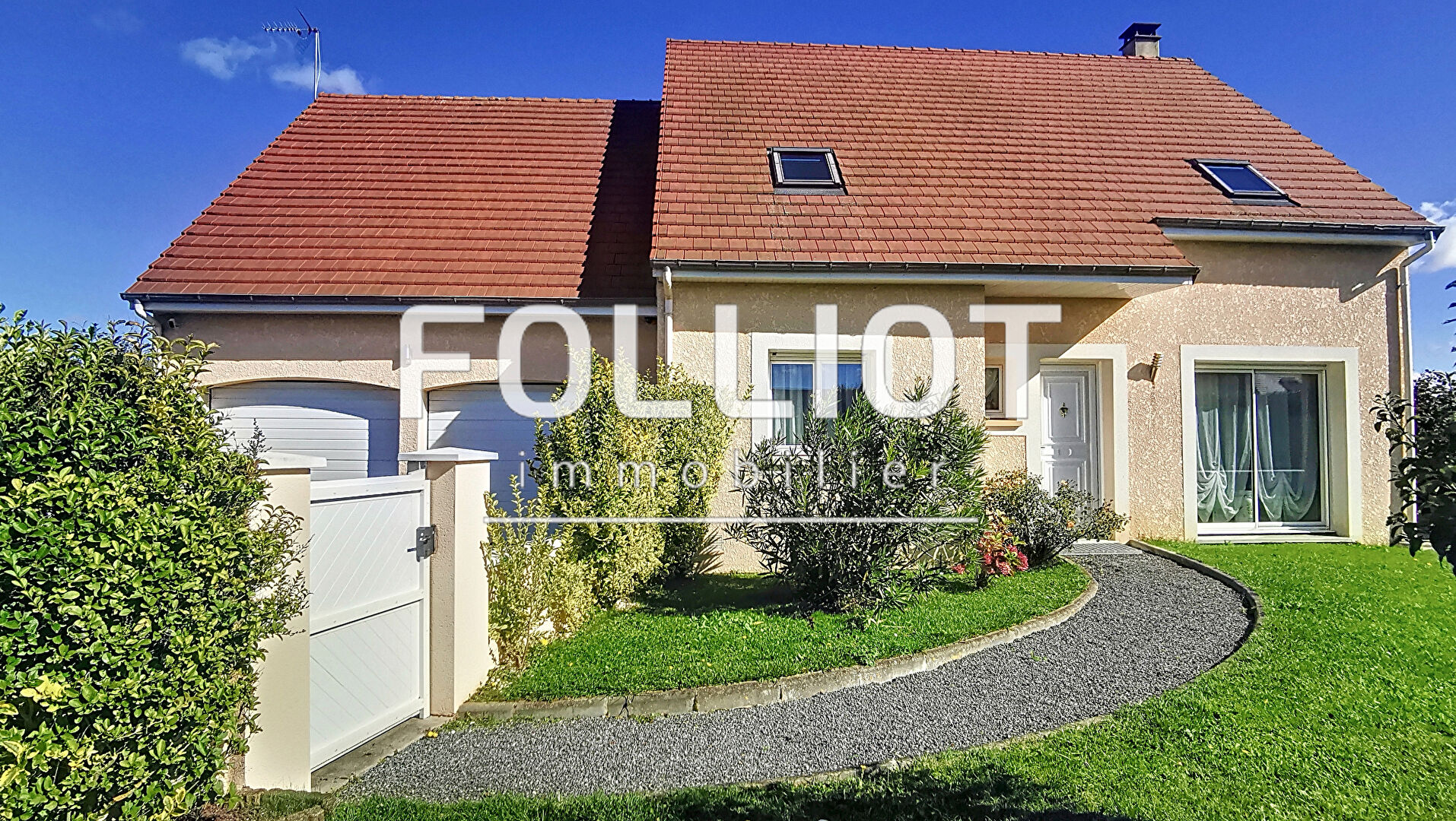 A VENDRE - Maison familiale 5 chambres de 155 m² avec grand jardin clos à Saint-Martin-de-Fontenay