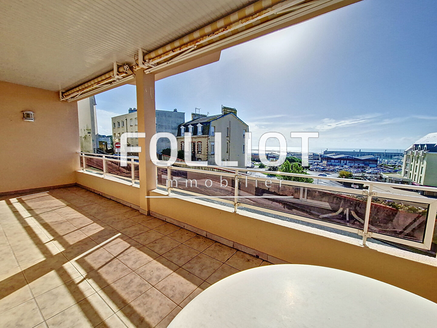 Photo Maison avec vue exceptionnelle à vendre à Granville centre image 1/6