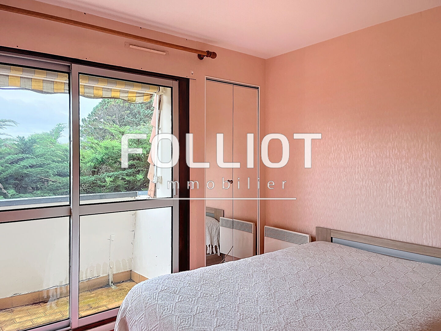 Photo 2 PIÈCES & GARAGE image 6/6