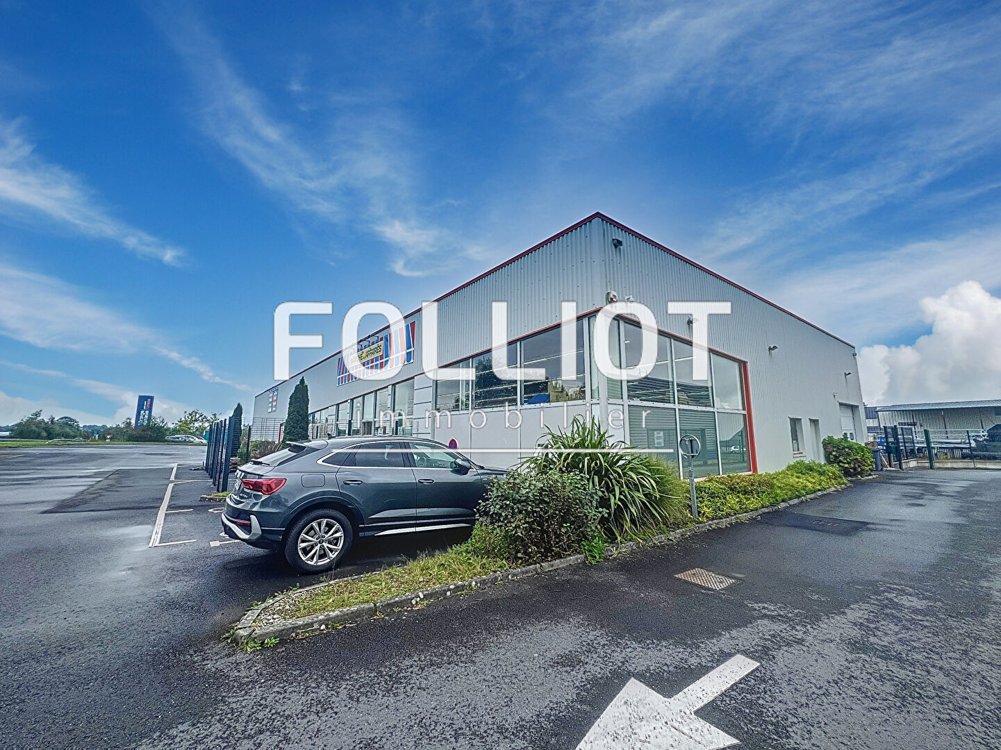 Photo Batiment / Local commercial Coutances 1000 m2 image 4/6