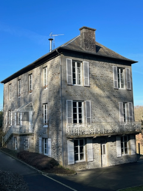 Agence immobilière de CABINET FOLLIOT - Cabinet FOLLIOT - VIRE
