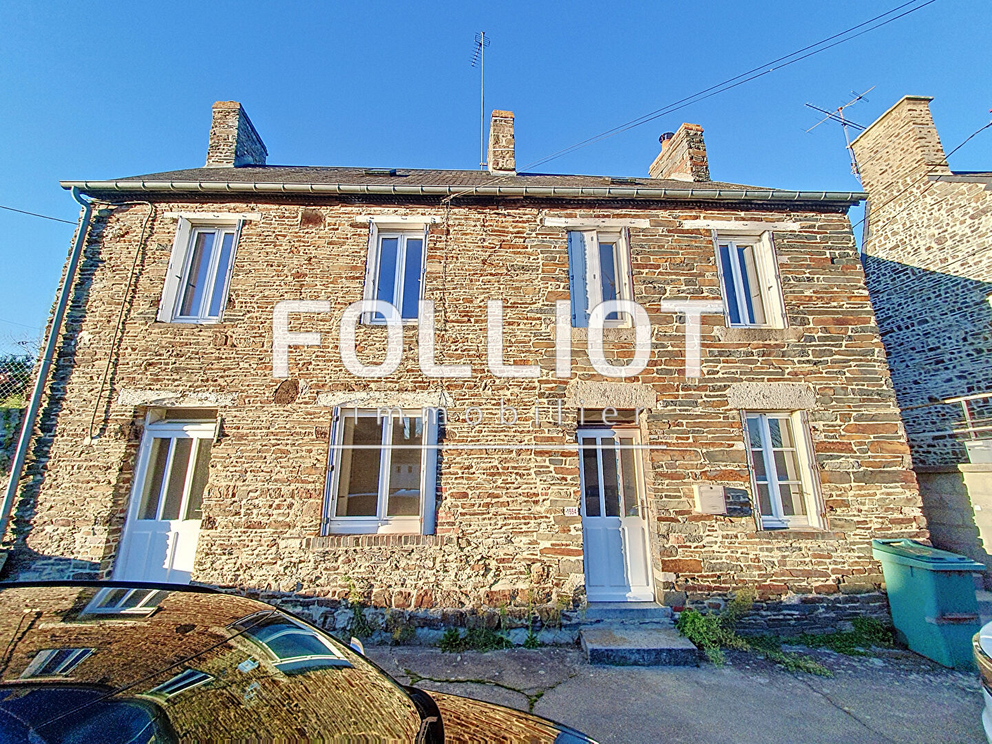 Agence immobilière de 
 CABINET FOLLIOT - Cabinet FOLLIOT - Thury-Harcourt 
